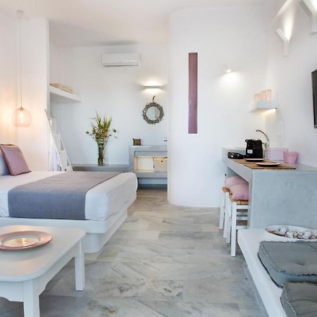 Aspries Suites Piso Livadi Extérieur photo