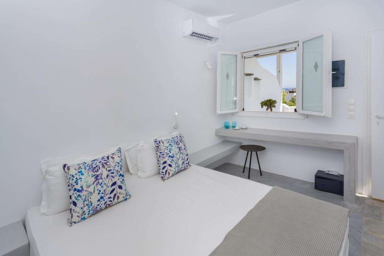 Aspries Suites Piso Livadi Extérieur photo
