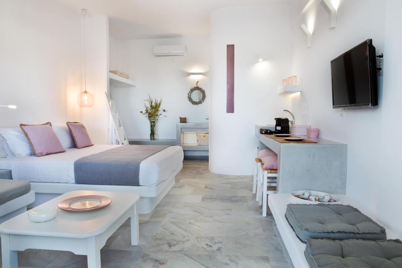 Aspries Suites Piso Livadi Extérieur photo