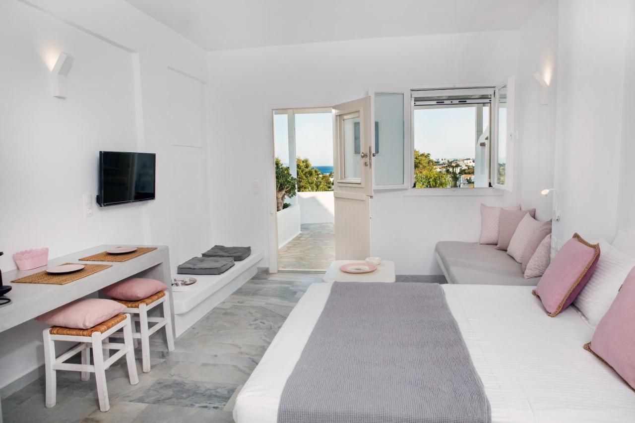 Aspries Suites Piso Livadi Extérieur photo