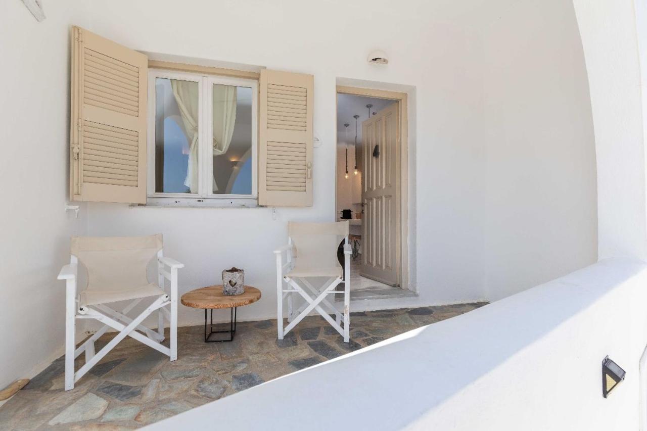Aspries Suites Piso Livadi Extérieur photo