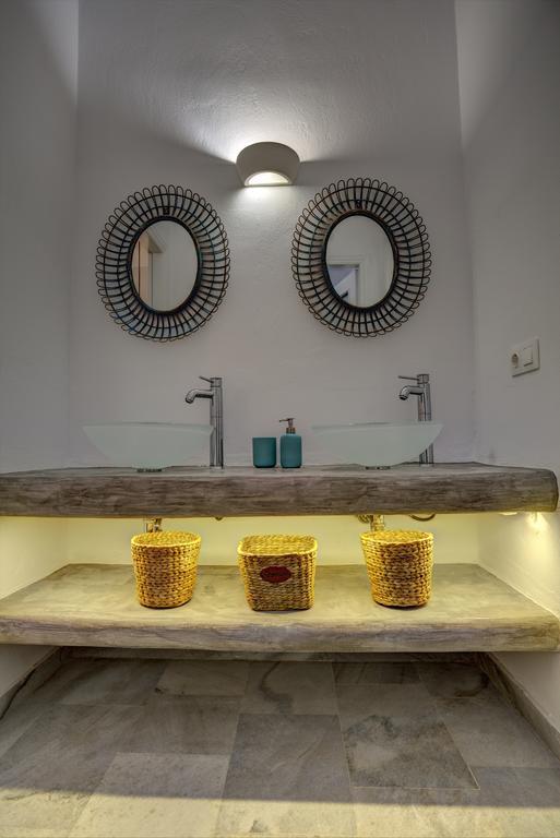 Aspries Suites Piso Livadi Extérieur photo