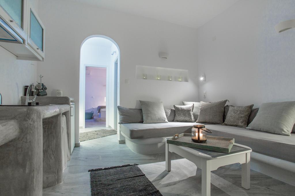 Aspries Suites Piso Livadi Extérieur photo